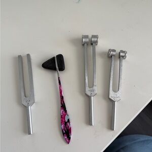 Silver Tuning Fork Set with Pink Floral Mallet